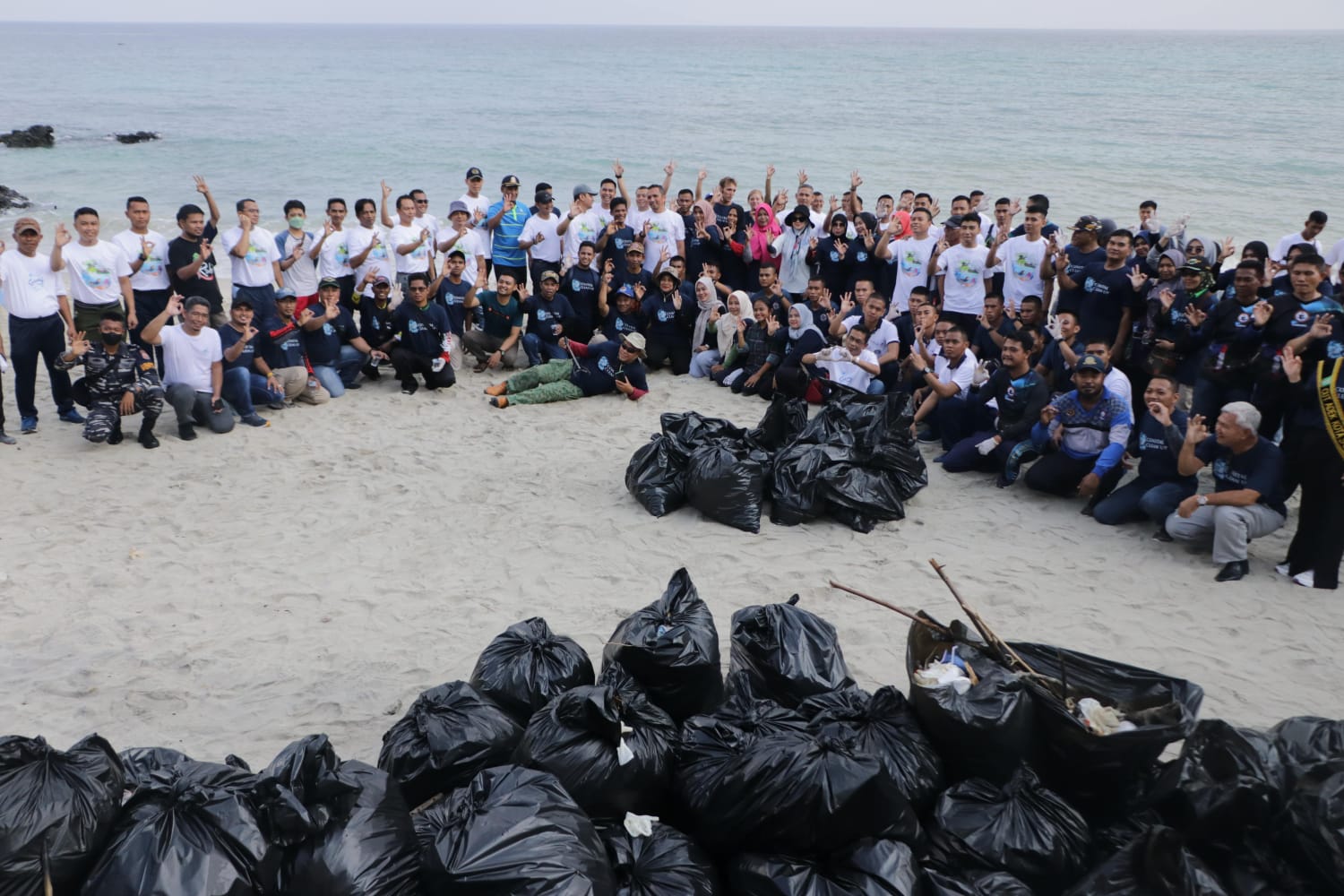 Coastal Clean Up SMF 2023 Meriah