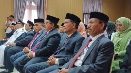 Mutasi Pejabat Dinilai Cacat Administrasi, Sekdakab Bireuen Bungkam
