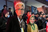 Pj Wali Kota Sabang Reza Fahlevi bersama Ketua TP PKK Kota Sabang Kamelia Nasri menghadiri peluncuran Kharisma Event Nusantara 2024.