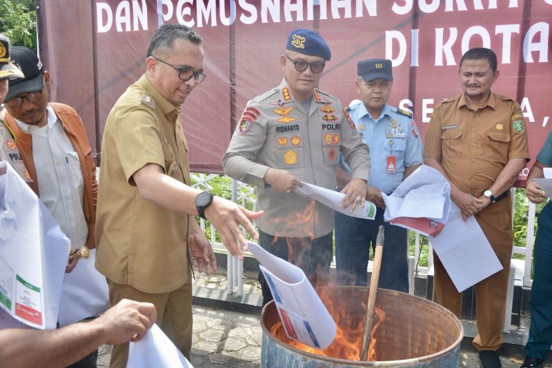 PJ Walikota Sabang Hadiri Pelepasan Logistik Pemilu