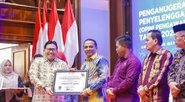 Sekdako Sabang menerima penghargaan Zona Hijau dari Ombudsman