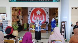 Pj Ketua TP PKK Kota Sabang Kamelia Nasri saat berikan sambutan di Pelabuhan Balohan Sabang