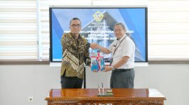 Penyerahan laporan keuangan dari Pemko Sabang kepada BPK RI (06/03)