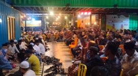 Suasana malam syukuran dan doa bersama di Posko Pemenangan Paslon 03, Kamis (28/11) malam