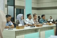 Pj Wali Kota Sabang memimpin Rapat Koordinasi Persiapan Menyambut Hari Raya Idul Fitri 1446 H/2025 M bersama Forkopimda Kota Sabang dan Stakeholder terkait di Aula Pulau Weh Kantor Walikota Sabang, Rabu (19/3)