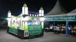 Salah satu peserta pawai takbir dari Gampong Anoi Itam Sabang