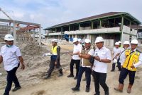 Bupati Bireuen, H Mukhlis ST mengunjungi lokasi Sekolah Rakyat.