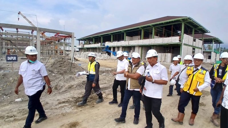 Bupati Bireuen, H Mukhlis ST mengunjungi lokasi Sekolah Rakyat.