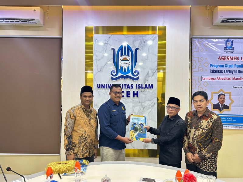 Tim Asesor LAMDIK melakukan asesmen lapangan di Universitas Islam Aceh (UIA) Paya Lipah Peusangan, Kabupaten Bireuen, Senin dan Selasa (20-21/4).