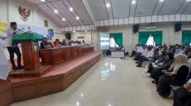 Bupati Kabupaten Bireuen, H Mukhlis membuka sosialisasi penanganan darurat bencana, di aula Setdakab Lama, Rabu (22/4) siang.
