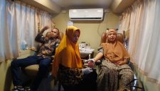 Aparatur Pemerintah Gampong Cot Nga, Kecamatan Peusangan, menggelar donor darah, Kamis (16/4) pagi.