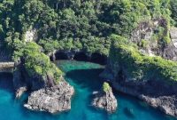 Spot wisata Gua Sarang Sabang