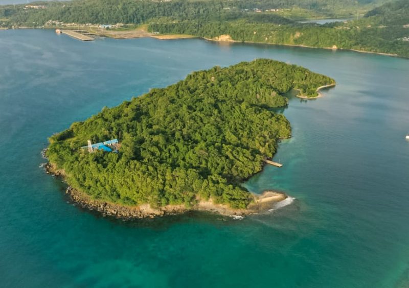 Pulau Klah menjadi salah satu destinasi bahari unggulan di ujung barat Indonesia, menawarkan perpaduan antara keindahan bawah laut, panorama perbukitan, serta ketenangan yang sulit ditemukan di kawasan wisata lain