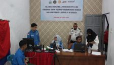 Lapas Kelas IIB Bireuen bersama Disdukcapil melaksanakan perekaman dan pemadanan NIK warga binaan, Selasa (28/4) pagi.