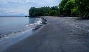 Pantai Anoi Hitam Pesona Jejak Sejarah