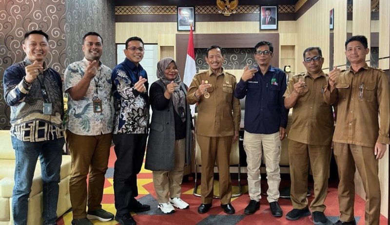 Wakil Wali Kota Sabang, Suradji Junus, menerima audiensi jajaran Pegadaian Cabang Banda Aceh pada Selasa (10/2/2026) di ruang kerja Wakil Wali Kota Sabang.
