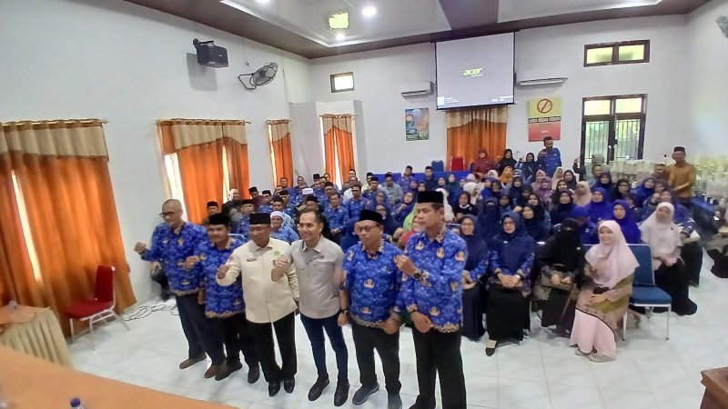 Kankemenag Bireuen menggelar sosialisasi hukum terhadap kepala madrasah, Kamis (16/4) siang.