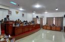 Wakil Bupati Bireuen, Ir H Razuardi MT lagi menyampaikan sambutannya Dalam rapat paripurna diruang sidang DPRK, Selasa (5/5/2026) sore.