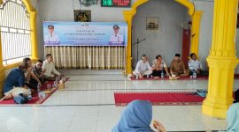 Wakil Bupati Bireuen, Ir H Razuardi MT bersama tim penilai Lomba Posyantek di Gampong Laksamana, Kecamatan Jeumpa, Senin (18/5)