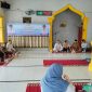 Wakil Bupati Bireuen, Ir H Razuardi MT bersama tim penilai Lomba Posyantek di Gampong Laksamana, Kecamatan Jeumpa, Senin (18/5)