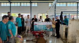 Bupati Bireuen, Ir H Mukhlis ST menerima bantuan Qurban dari Hasene Internasional Jerman