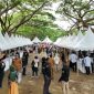 Suasana Pasar Tani Aceh Roadshow 2026 di Kota Lhokseumawe, Selasa (9/6)