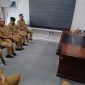 Wakil Bupati Bireuen, Ir H Razuardi, MT menyampaikan sambutan, diruang kerjanya, Selasa (30/6) pagi.