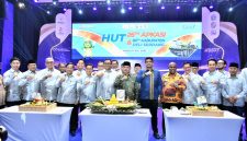 Bupati Ir H Mukhlis ST bersama para sejumlah bupati di tanah air, Rabu (1/8)