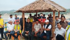 Menteri PU, Doddy Hanggodo dan Bupati H Mukhlis tatap muka bersama warga di Bendungan Irigasi Pante Lhong, Rabu (29/7) sore