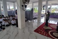 Pimpinan Yayasan Az Zanjabil, Drs Tgk H Akhtiar Ismail, Lc MA lagi menyampaikan arahannya, Rabu (15/7) pagi.