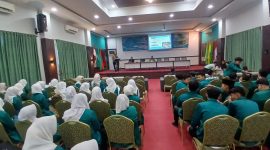 Mahasiswa KKM UNIKI Bireuen ikuti pembekalan sebelum melaksanakan pengabdian di Kabupaten Pidie Jaya, di Aula Lantai II UNIKI, Kamis (23/7) pagi.