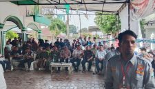 Suasana pemilihan keuchik Gampong Geulanggang Baro, Kecamatan Kota Juang, Minggu (2/8)