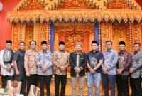 Pemkab Bireuen Gelar Pisah Sambut Ketua Pengadilan Negeri Kelas IB Bireuen, di Gazebo Pendopo Bupati, Rabu (26/8) malam.