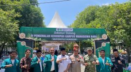 Kegiatan Pengenalan Kehidupan Kampus bagi Mahasiswa Baru (PKKMB) Universitas Almuslim Peusangan tahun 2026, resmi dimulai dihalaman Kampus Timur, Rabu (26/8) pagi.