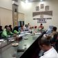 Komisi V DPRK Bireuen menggelar rapat bersama Forum Guru Bersatu, Selasa (15/9)