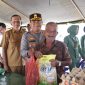 Kapolres Bireuen, AKBP Yulhendri, SH.,SIK.,S.Psi.,MIK hadiri Bazar Pasar Murah Kodim 0111/Bireuen, di Koramil Kota Juang, Selasa (22/9) pagi.