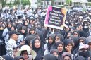 Seribuan guru di Kabupaten Bireuen menggelar aksi demo di alun-alun kota, Kamis (8/10)