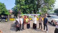 DPKP Bireuen Bulog menggelar kegiatan Gerakan Pangan Murah dihalaman Kantor Camat Kecamatan Kota Juang, Kamis (22/10) pagi.