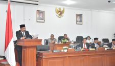 Bupati Bireuen, Ir H Mukhlis, ST menyampaikan sambutannya, Rabu (30/9).