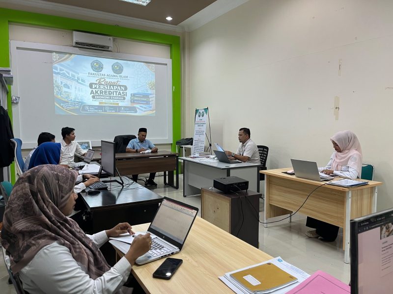 Fakultas Ekonomi Syariah UNIKI Bireuen gelar rapat menyangkut persiapan borang akreditasi prodi ekonomi syariah, Kamis  (1/10)