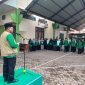 Kakankemenag Bireuen, Dr H Zulkifli, S.Ag MPd dan jajaran melepas keberangkatan peserta OMI ke tingkat Provinsi Aceh, dihalaman Kankemenag, Jumat (2/10) pagi.