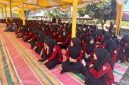 Siswa-siswi SMKN 1 Bireuen sedang mengikuti kegiatan pentas kreativitas siswa dalam peringatan Maulid Nabi Besar Muhammad SAW, Sabtu (31/10) pagi.