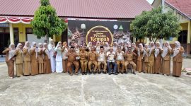 Tim penilai UKS Kabupaten Bireuen saat melakukan kunjungan penilaian ke SMK Negeri 1 Gandapura.
