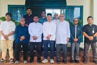 Rektor Umuslim Peusangan, Dr Marwan, MPd dan jajarannya menerima audiensi Pimpinan Cabang PT BPR Syariah Mustaqim Aceh (Perseroda) Kantor Cabang Bireuen, di ruang rapat Lantai 1 Gedung Pusat Adminitrasi Umuslim, Jumat (2/10).